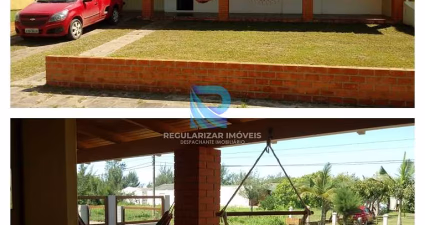 Casa à venda no bairro Balneario Bellatorres - Passo de Torres/SC