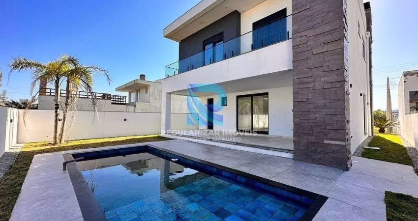 Casa com 4 dormitórios na primeira quadra do mar na  Bellatorres