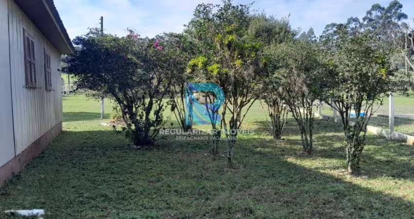 Chácara de fundos para a lagoa com aproximadamente 2.1 hectar