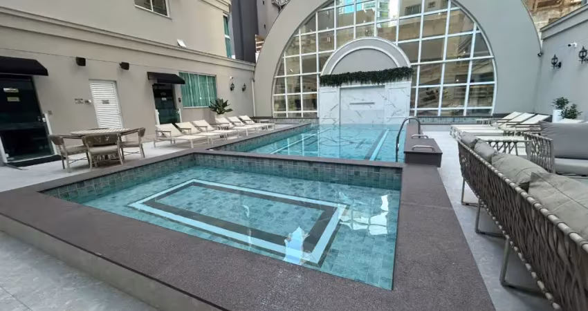 Apartamento finamente mobiliado em meia praia/ itapema!!