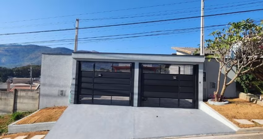 Casa com 3 dormitórios à venda, 150 m² por R$ 1.200.000 - Jardim Maristela - Atibaia/SP