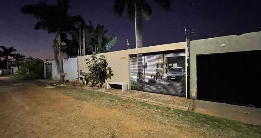 Casa com 3 quartos à venda na Lambari, 225, Balneário Tibagi, Ibiporã