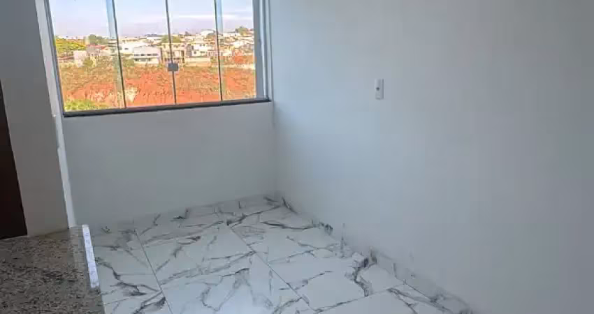 Vende-se, ou aluga-se,  excelente apartamento no bairro metalúrgicos