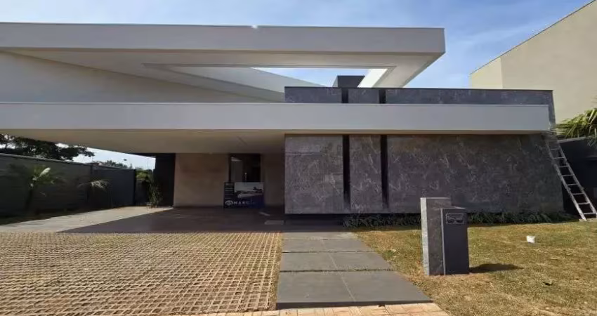 Casa - Condomínio Alphaville - com 5 suítes