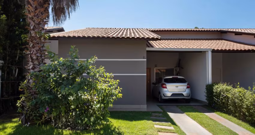 Condomínio Villas de Málaga-CASA TÉRREA COM 4 QUARTOS
