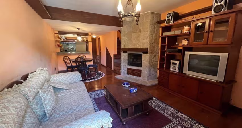 Apartamento para Venda em Teresópolis, Albuquerque, 2 dormitórios, 2 suítes, 3 banheiros