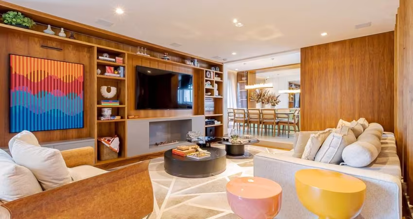 Apartamento tipo para venda com 3 quartos, sendo 3 suítes, 195m²