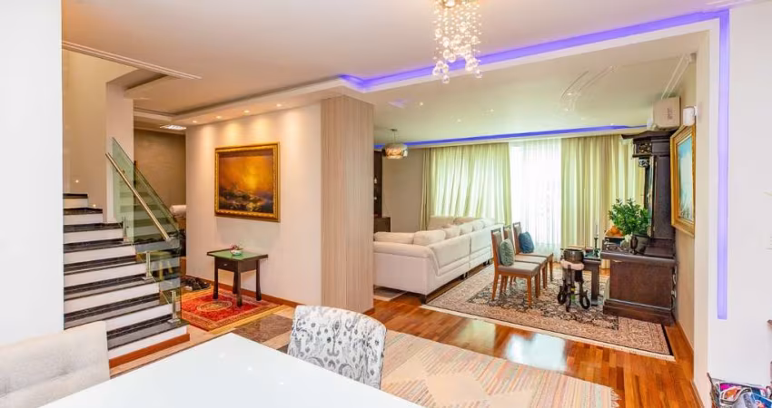 Casa tipo para venda com 3 quartos, sendo 1 suíte, 320m²
