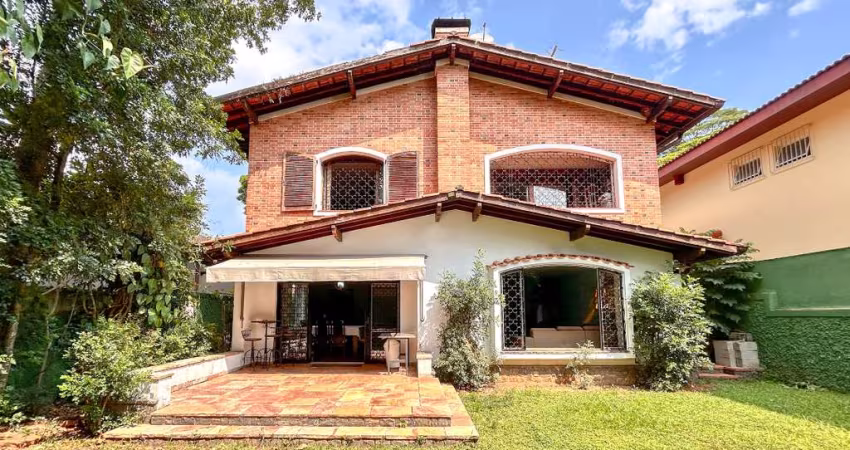 Casa tipo para venda com 4 quartos, sendo 1 suíte, 287m²