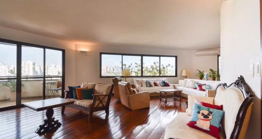 Apartamento tipo para venda com 4 quartos, sendo 4 suítes, 379m²