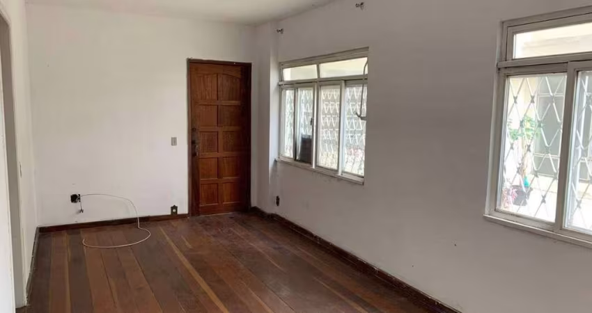 Kitnet com 1 quarto/sala para alugar, 34 m² por R$ 1.061/mês - São Mateus - Juiz de Fora/MG