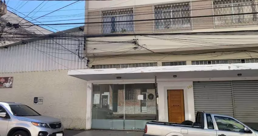 Ampla loja comercial com 48 m² à venda por r$ 300.000,00 ou disponível para aluguel por r$ 2.411,07/mês, localizada no centro de juiz de fora/mg