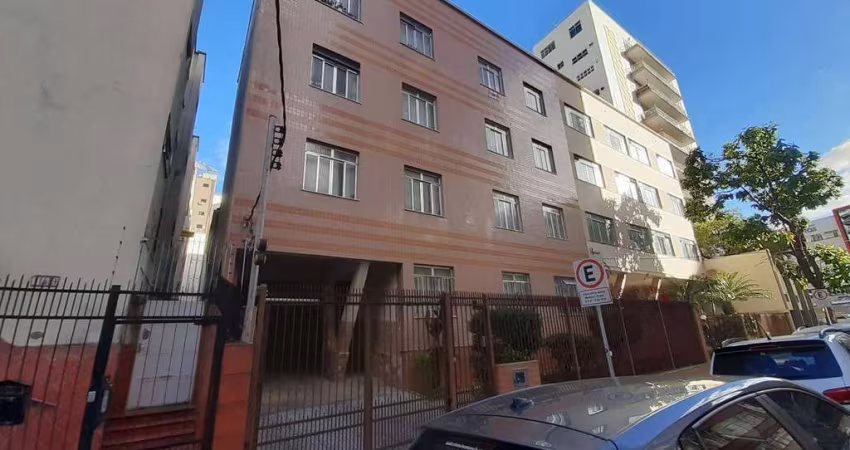 Apartamento com 3 quartos, suíte, vaga, à venda, 130 m² por R$ 360.000 - Centro - Juiz de Fora/MG