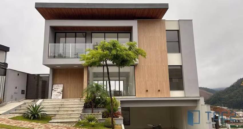 Casa com 4 quartos/suítes à venda, 392 m² por R$ 2.385.000 - Condomínio Estrela Alta - Juiz de Fora/MG