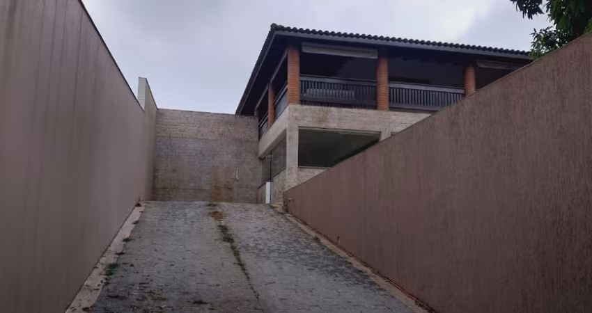 Casa para locação que possui 3 dormitório, 369 m² por R$ 5.000,00/mês - Vivenda Santo Afonso - Vargem Grande Paulista/SP