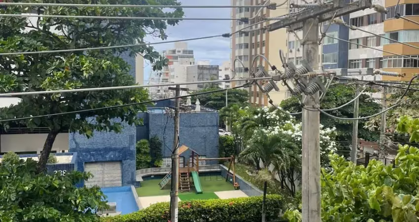 Venha morar na Pituba em um ótimo apartamento com 3 quartos