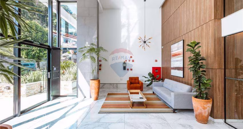 Apartamento à venda MOBILIADO com 2 quartos (suíte) varanda Gourmet 2 vagas no Bom Pastor - Juiz de Fora - MG
