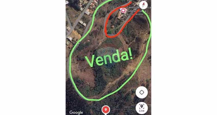 Terreno Espetacular no Centro de Chácara - 59.000m²