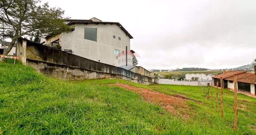 Terreno plano no Spina Ville!!