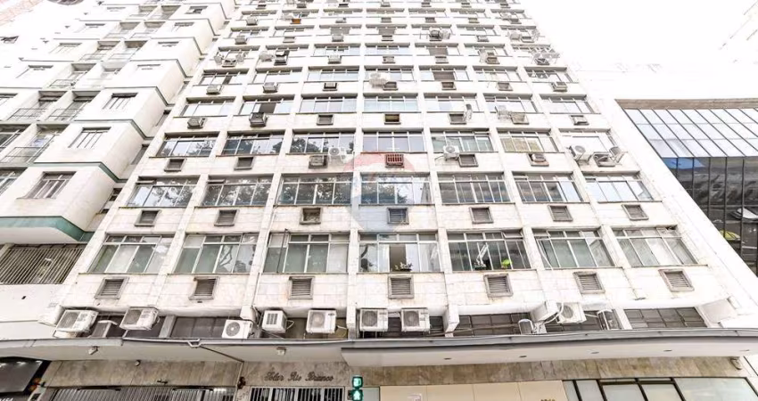 Sala Comercial de 42m² no Centro de Juiz de Fora