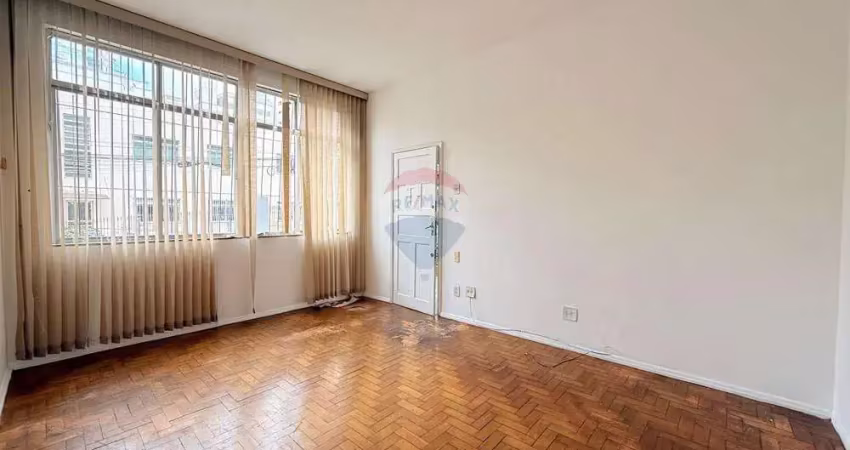Apartamento de três quartos para alugar no santa helena