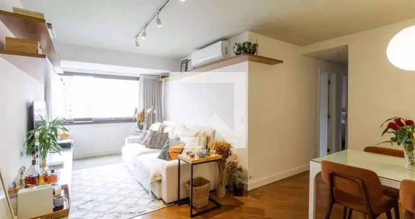 Apartamento à Venda - Vila Olímpia, 3 Quartos,  79 m2