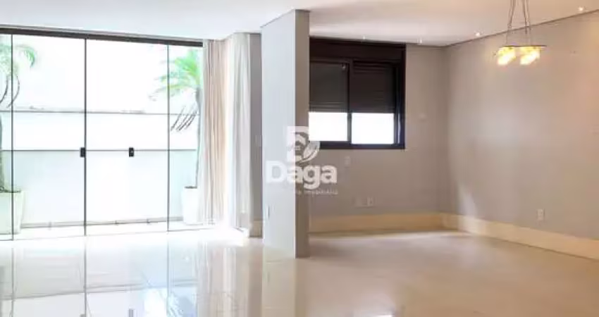 Apartamento c/ 3 suítes e 2 vagas próximo a beira mar norte