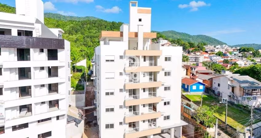 Excelente apartamento C/ 02 Dorm e Suite no Itacorubi