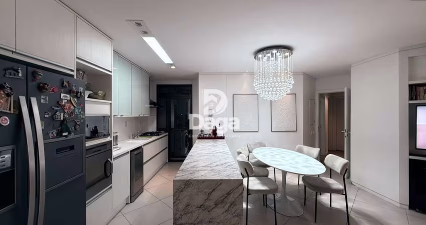 Apartamento com 4 Dormitórios no coração de Florianópolis.