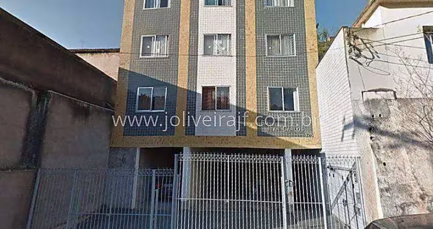 Ótimo Apartamento de 2 Quartos e sem garagem na parte baixa do Santa Cecília - Excelente Localização.