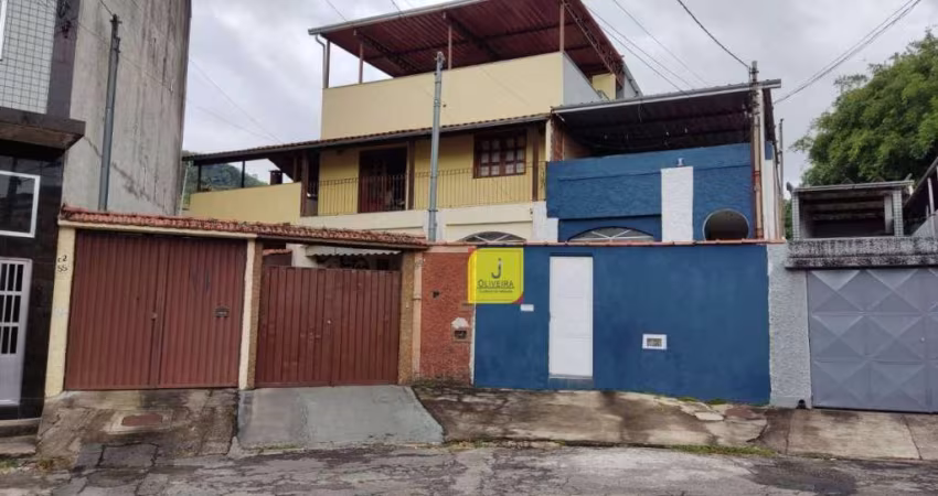 Casa com 3 dormitórios à venda, 150 m² por R$ 350.000,00 - Fábrica - Juiz de Fora/MG