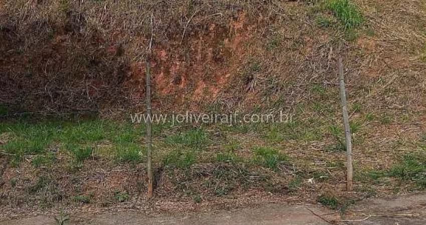 Excelente terreno, com 338m2, num dos Bairros mais nobres de Juiz de Fora, o Quintas da Avenida.