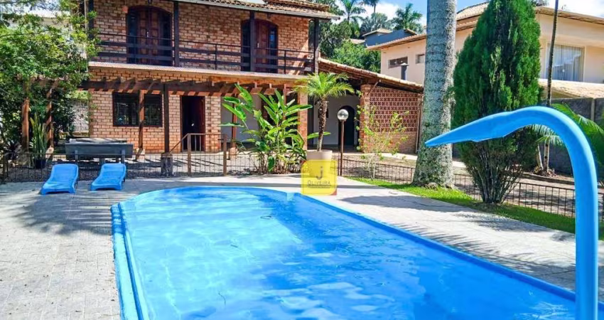 Casa com 4 dormitórios à venda, 238 m² por R$ 989.000,00 - São Geraldo - Juiz de Fora/MG