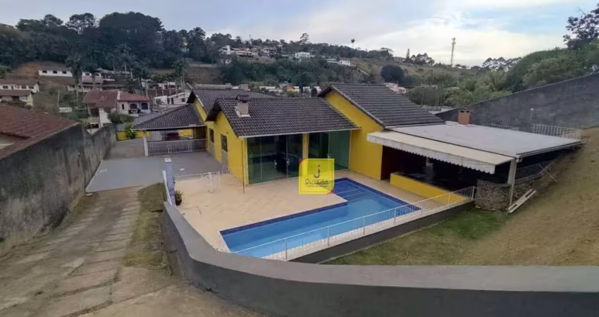 Belíssima oportunidade! casa com 4/4 (sendo 3 suítes), com piscina, áreas gourmet interna e externa, e 12 vagas cobertas - no parque jardim da serra.