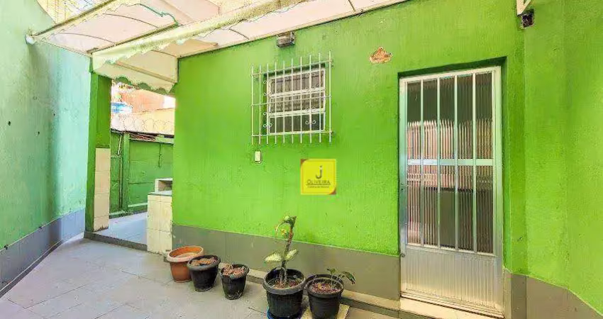 Casa estilo sobrado de fundos, terreo manoel honorio