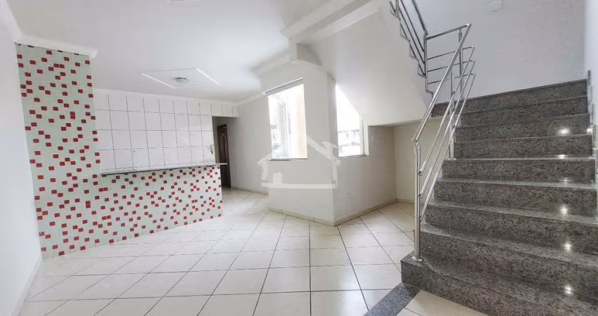 Cobertura para aluguel, 3 quartos, 1 suíte, 1 vaga, Iguaçu - Ipatinga/MG