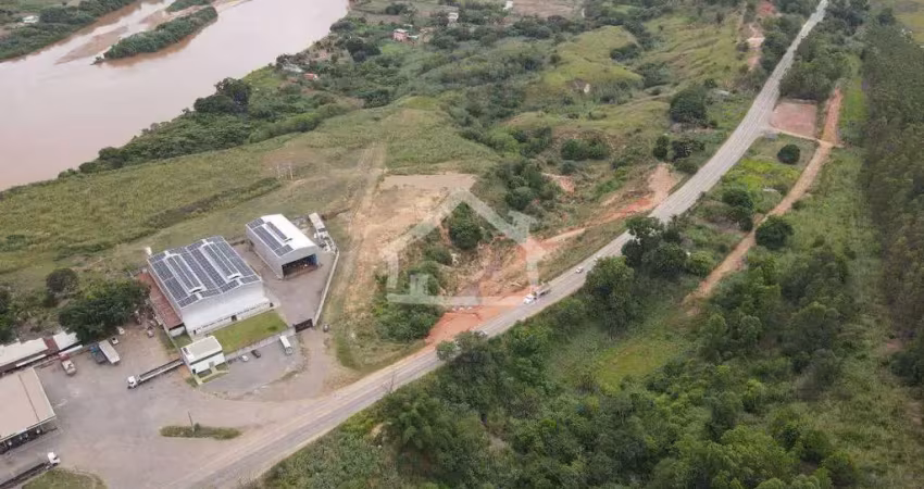Terreno à venda no Cordeiros de Minas, Caratinga 