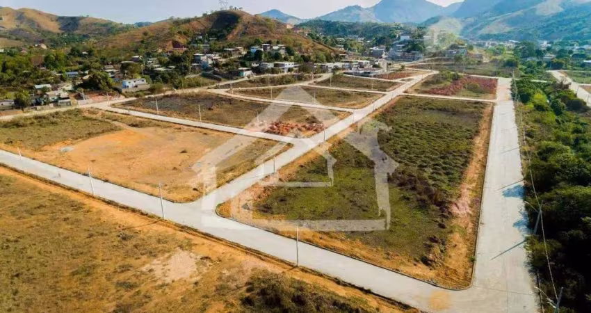 Lote à venda, Bairro São José - Santana do Paraíso /MG