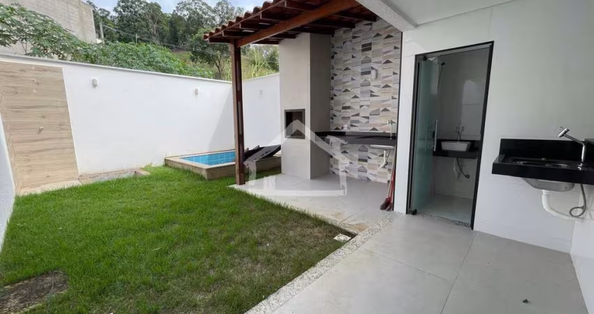 Casa Geminada à venda, 3 quartos, 1 suíte, 1 vaga, Residencial Bethânia - Santana do Paraíso /MG