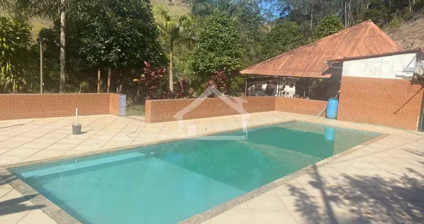 Sítio à venda, 4 quartos, 1 suíte, 5 vagas, córrego do achado - santana do paraíso /mg