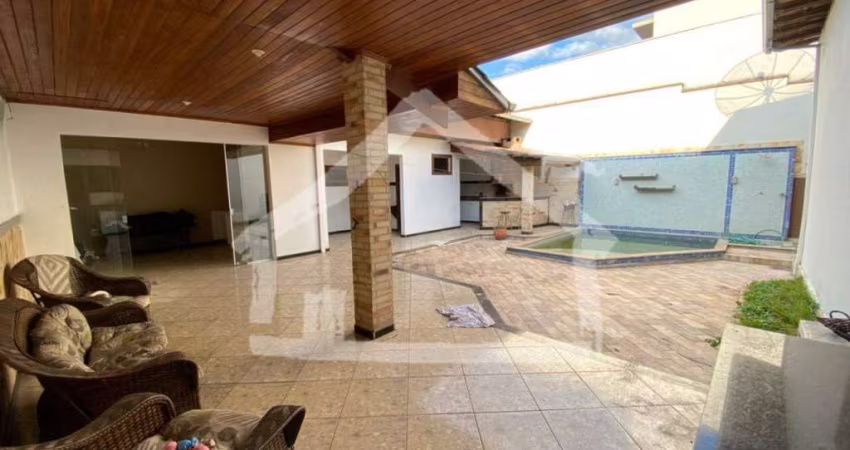 Casa à venda, 4 quartos, 1 suíte, 2 vagas, Cariru - Ipatinga/MG