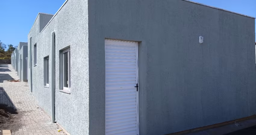 CASA EM CONDOMINIO NO BAIRRO COLINA -GUAIBA RS
