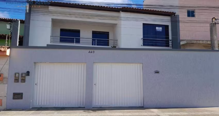 Casa com 3 dormitórios à venda, 116 m² por R$ 650.000,00 - Felícia - Vitória da Conquista/BA