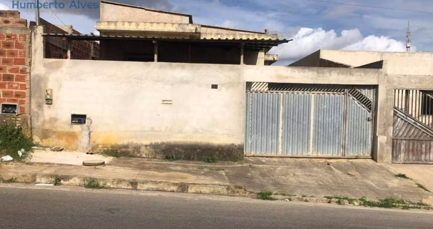 Casa com 2 dormitórios à venda, 180 m² por R$ 245.000 - Zabelê - Vitória da Conquista/BA
