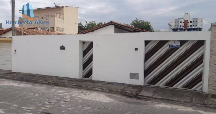 Casa com 3 dormitórios à venda por R$ 495.000,00 - Candeias - Vitória da Conquista/BA