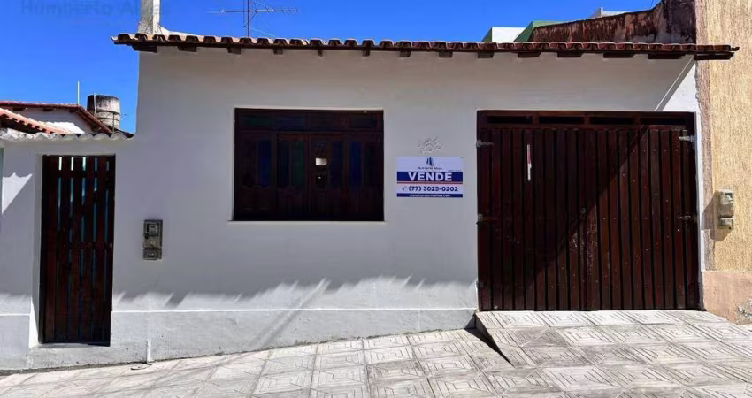 Casa com 4 dormitórios à venda por R$ 350.000,00 - Centro - Vitória da Conquista/BA