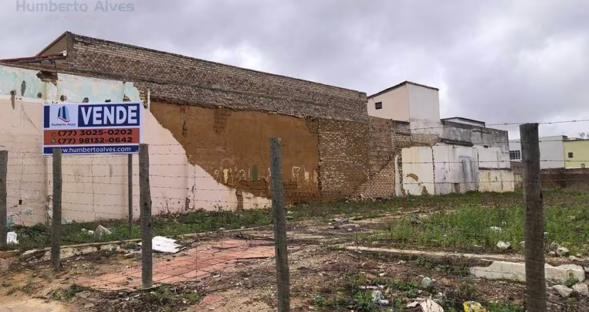 Terreno à venda, 1058 m² por R$ 1.100.000,00 - Centro - Vitória da Conquista/BA