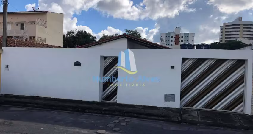 Casa com 3 quartos à venda na Rua Doutor Raimundo Bahia da Nova, 7, Candeias, Vitória da Conquista
