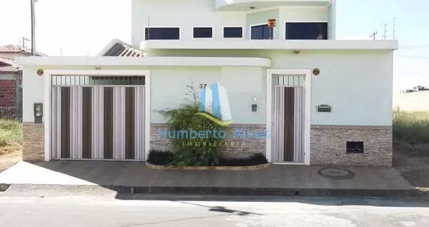 Casa com 3 quartos à venda na Rua José Firmo Dias, 37, Felícia, Vitória da Conquista