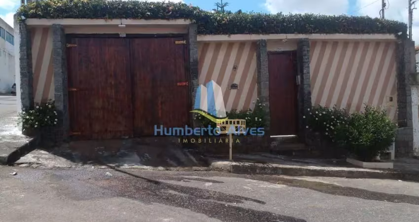 Casa com 3 quartos à venda na Rua Albatroz, 50, Guarani, Vitória da Conquista